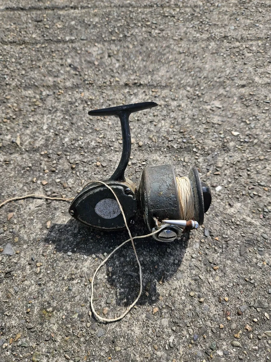 Vintage Fishing Reel - Image 1