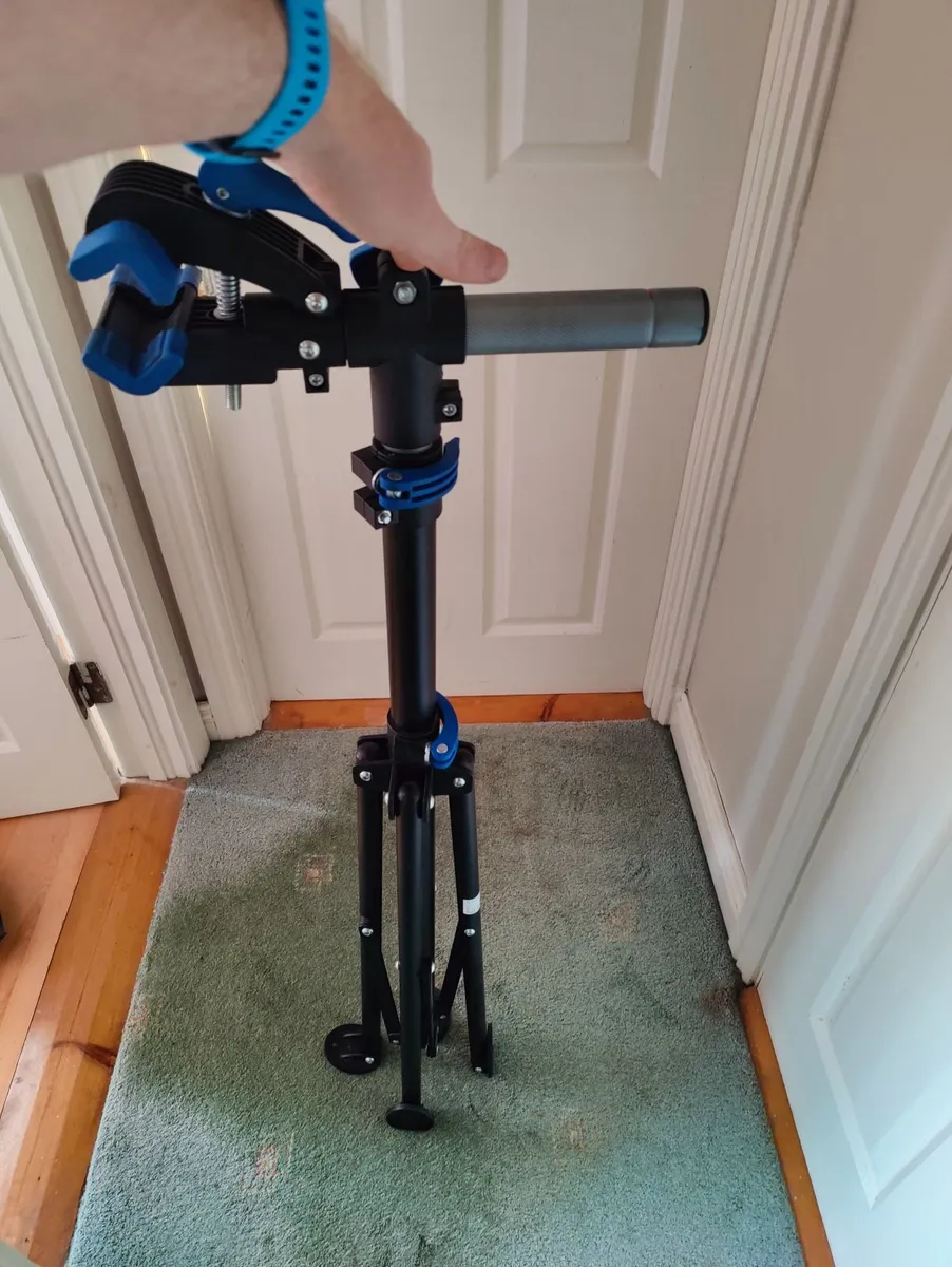Bike maintenance stand - Image 2