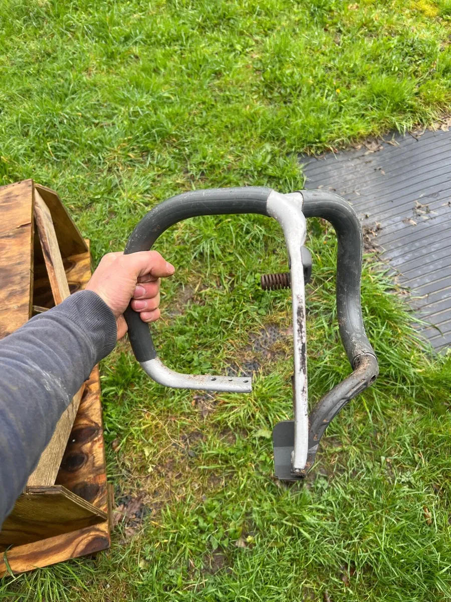 560xp full wrap handle bar and large felling dogs - Image 1