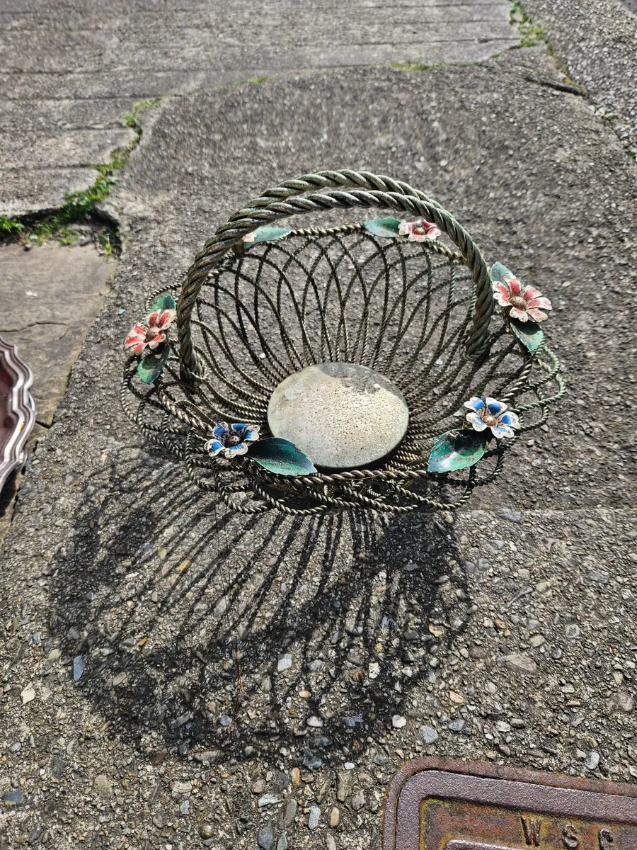 Vintage Fruit Basket - Image 4