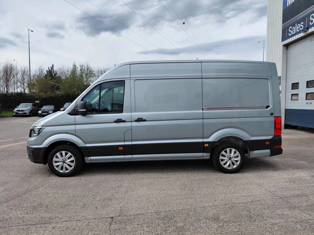 MAN TGE 3.140  AUTO  IN OYSTER SILVER - Image 3