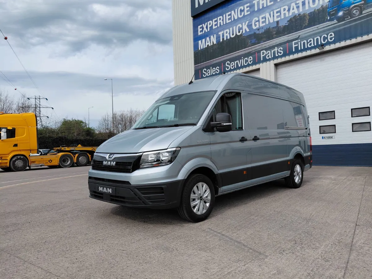 MAN TGE 3.140  AUTO  IN OYSTER SILVER - Image 1