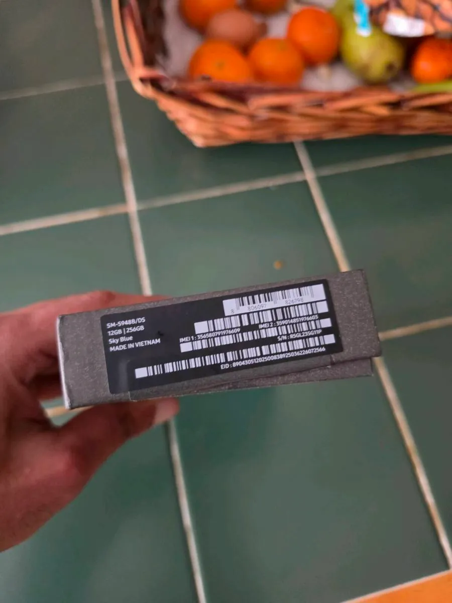 Samsung galaxy s26 ultra 256GB blue sky - Image 3