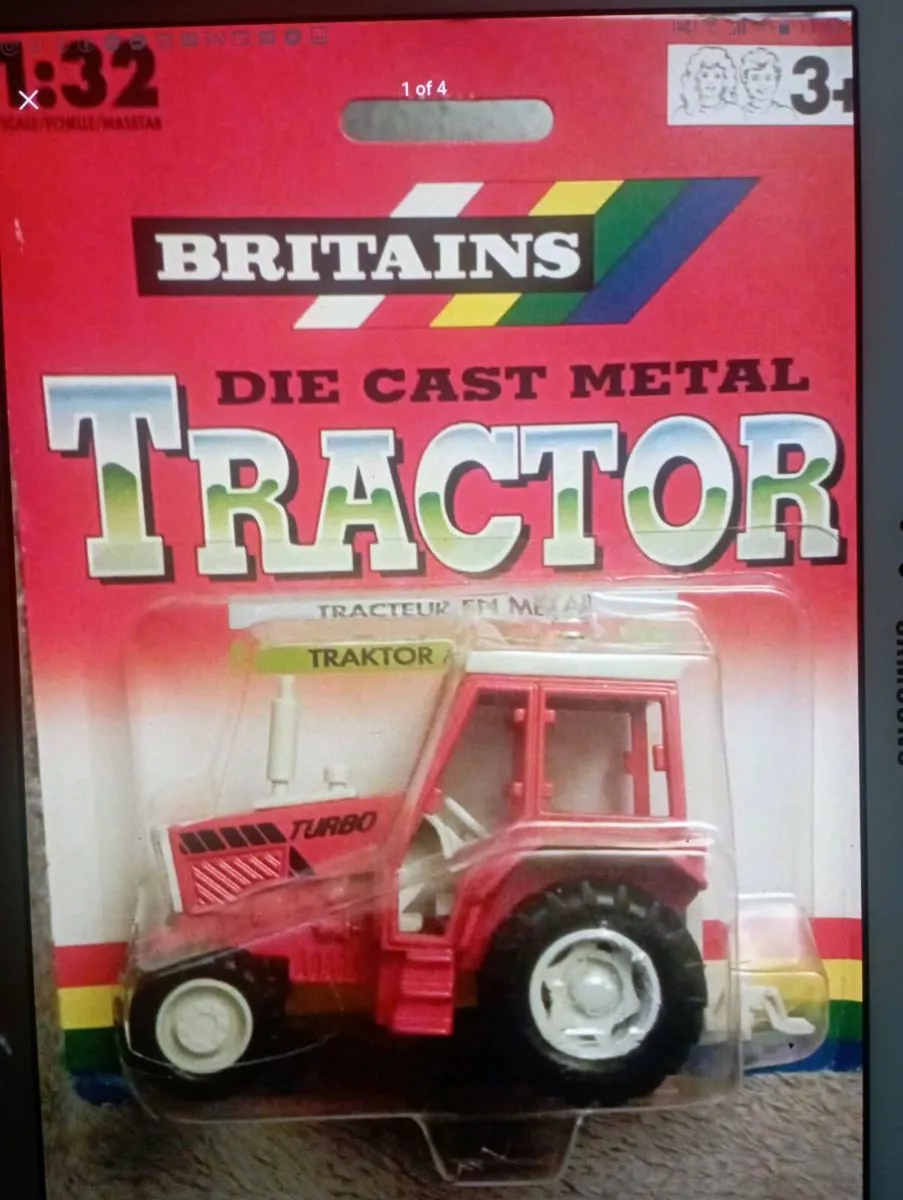 1-32 SCALE  BRITAIN'S DIE-CAST VINTAGE TRACTOR . - Image 1
