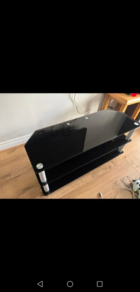 Glass TV Stand (as new) - Image 3