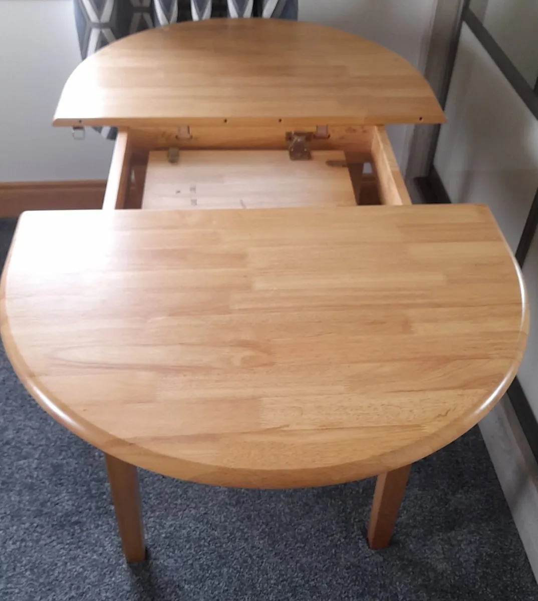 Oak Oval Extendable Table - Image 4