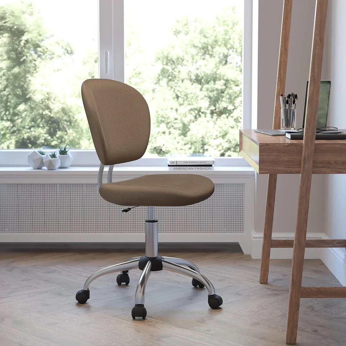 Mid-Back Mesh Swivel Task Chair with Chrome Base - Image 2