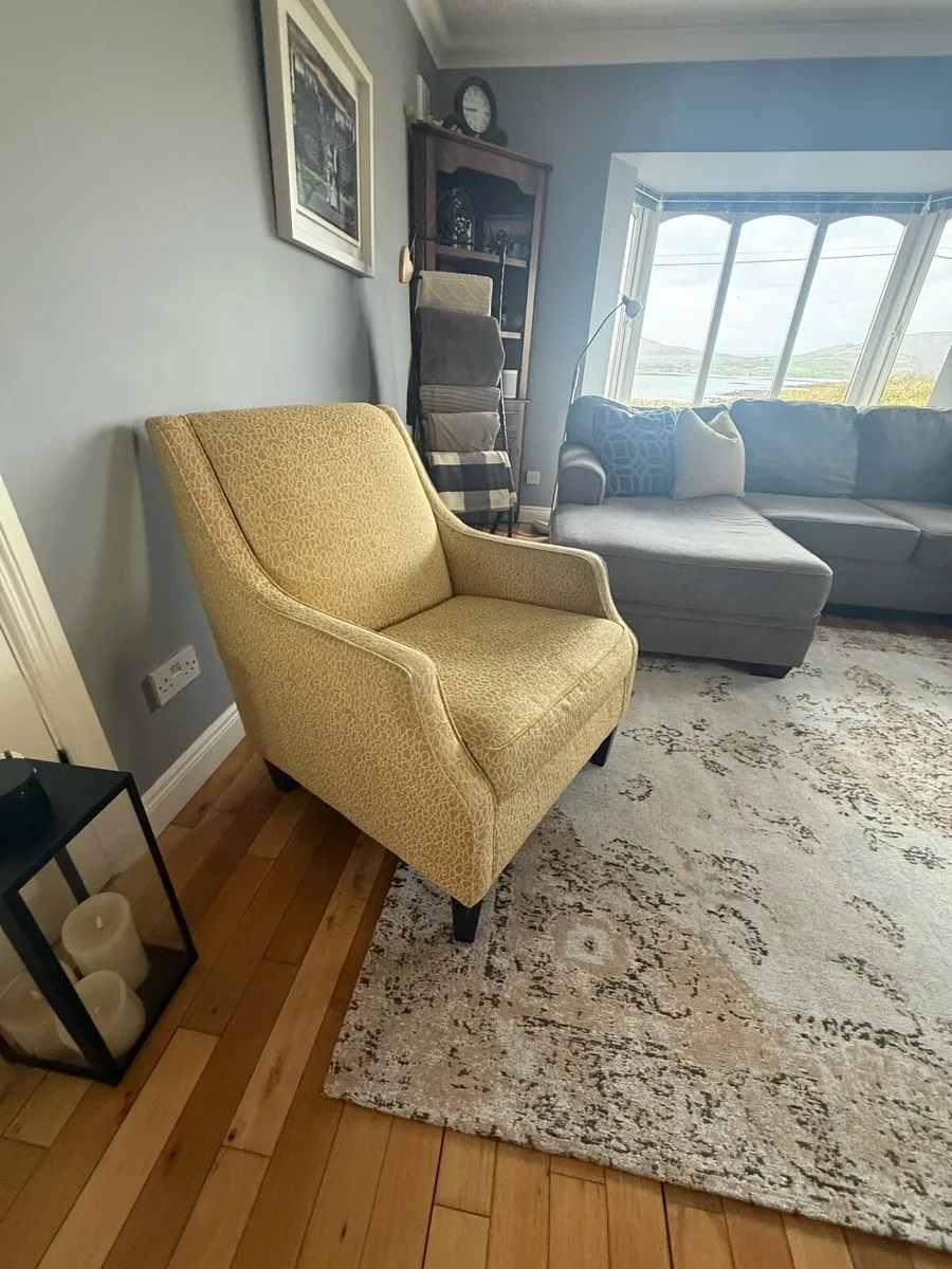 Furniture suite - sectional couch and chair - Image 2