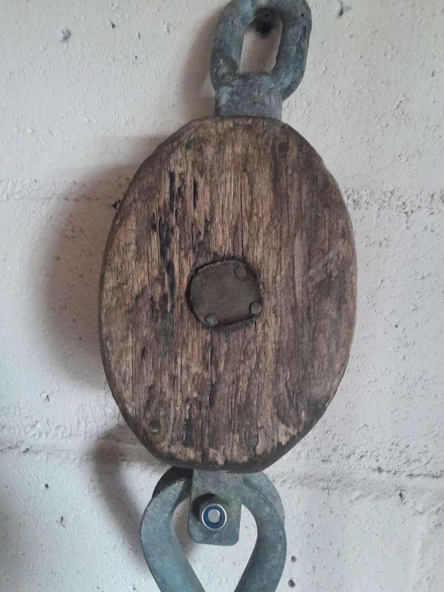Vintage double wooden  pulley - Image 3