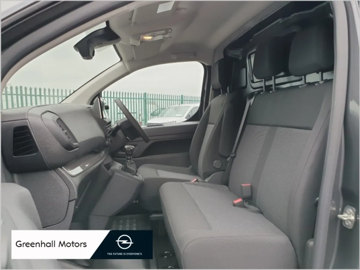 Opel Vivaro L2H1 SPORTIVE - Image 4