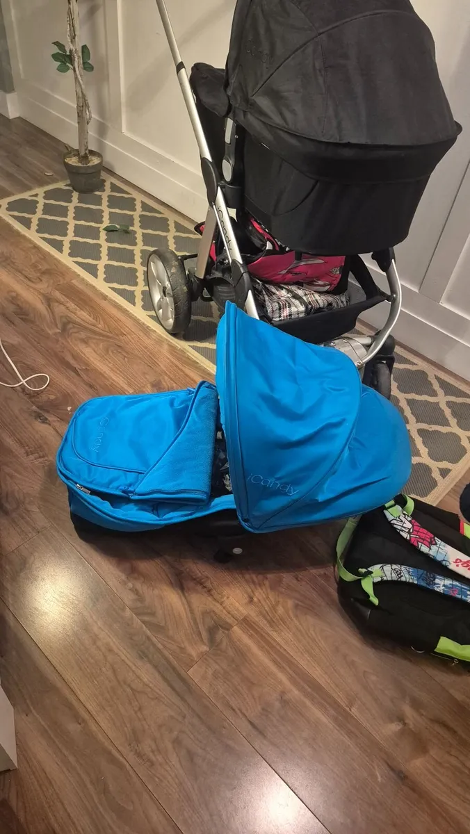 Icandy Apple 2 Pear travel system - Image 2