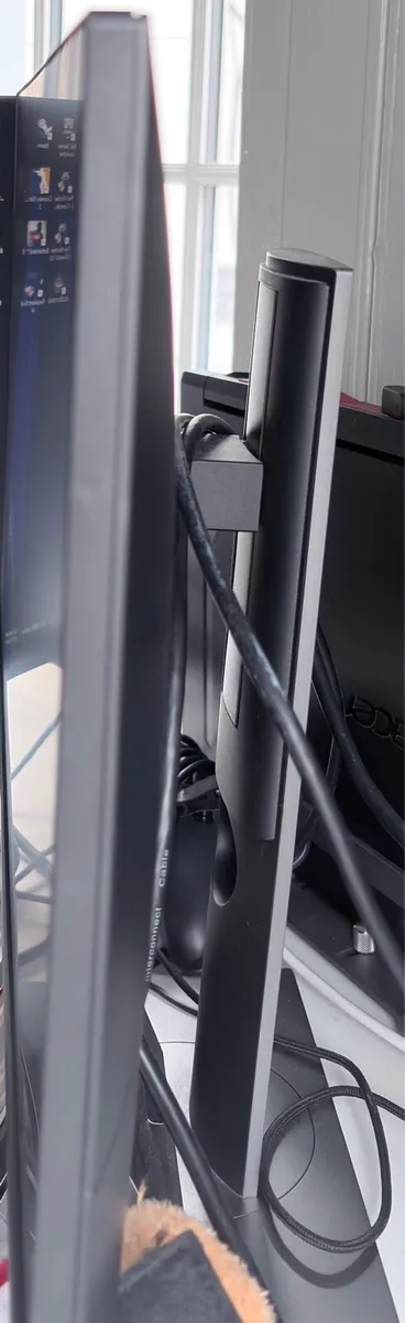 Dell P2219H 22” Monitor/Screen - IPS - 60Hz - Image 3