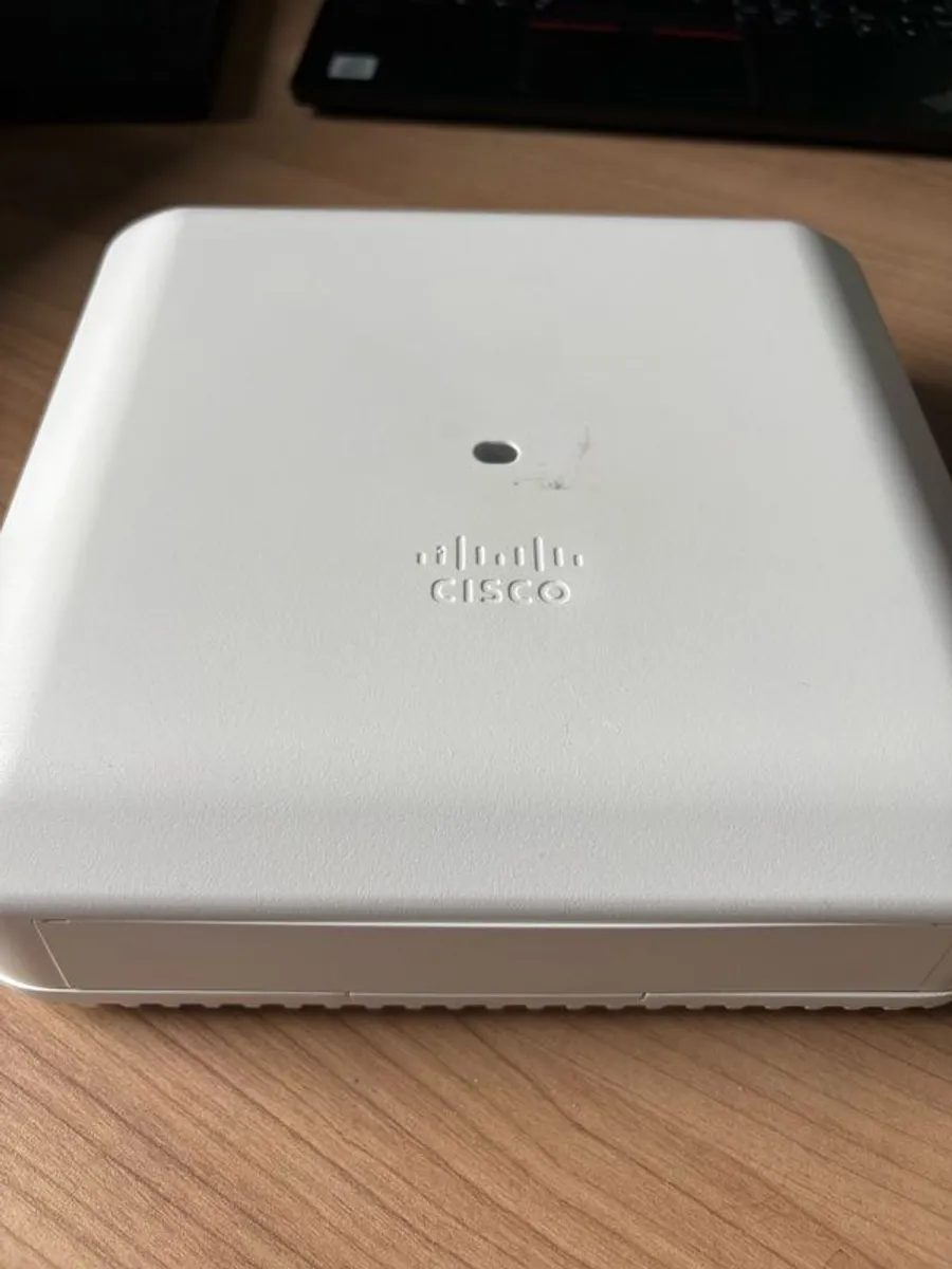 Cisco Wireless AP X3 - Image 1