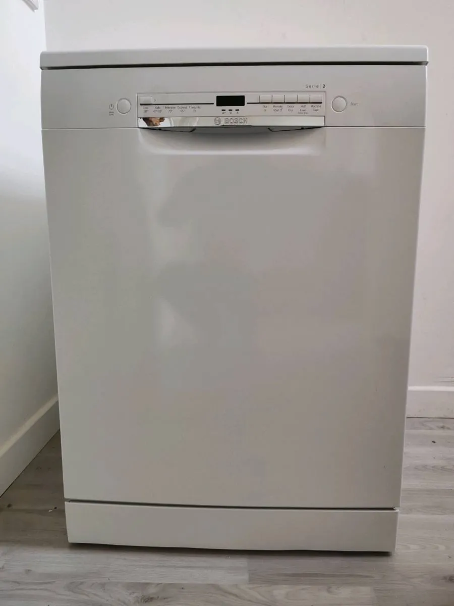 Bosch Series 2 Dishwasher Was Never Used - Image 2