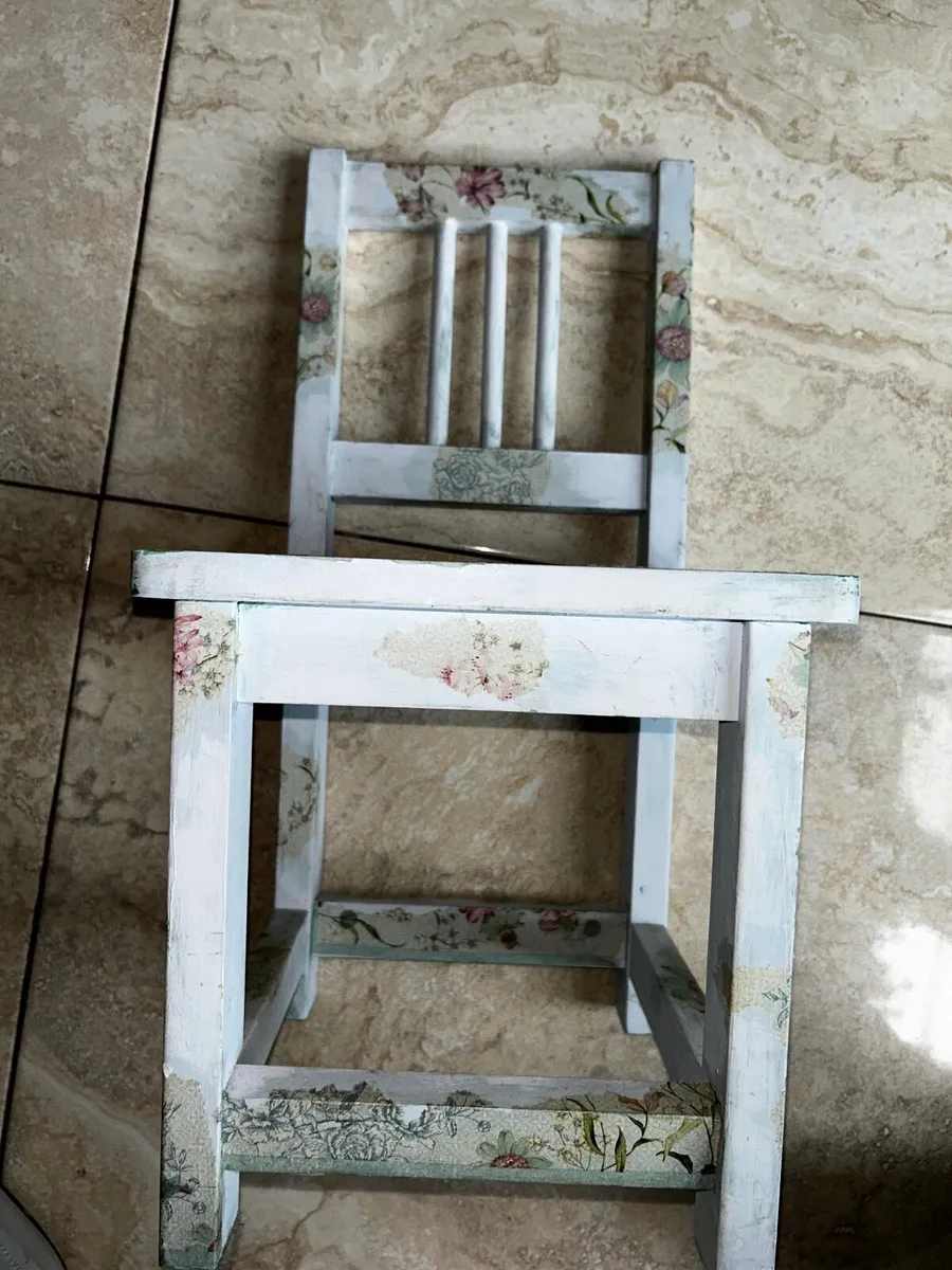 Child’s Chair - Image 2