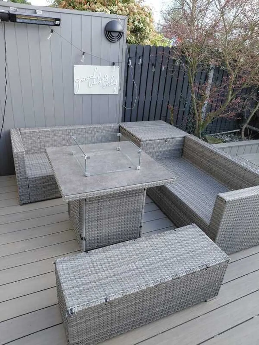 L Shaped Rattan garden funiture with firepit table - Image 4