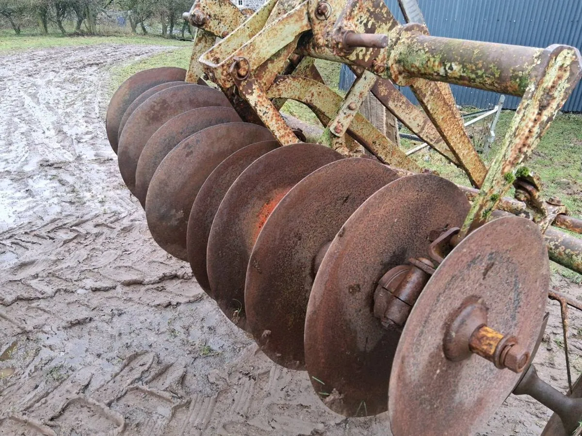 Disc ploughs - Image 3