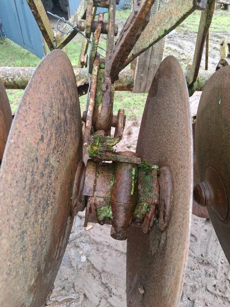 Disc ploughs - Image 4