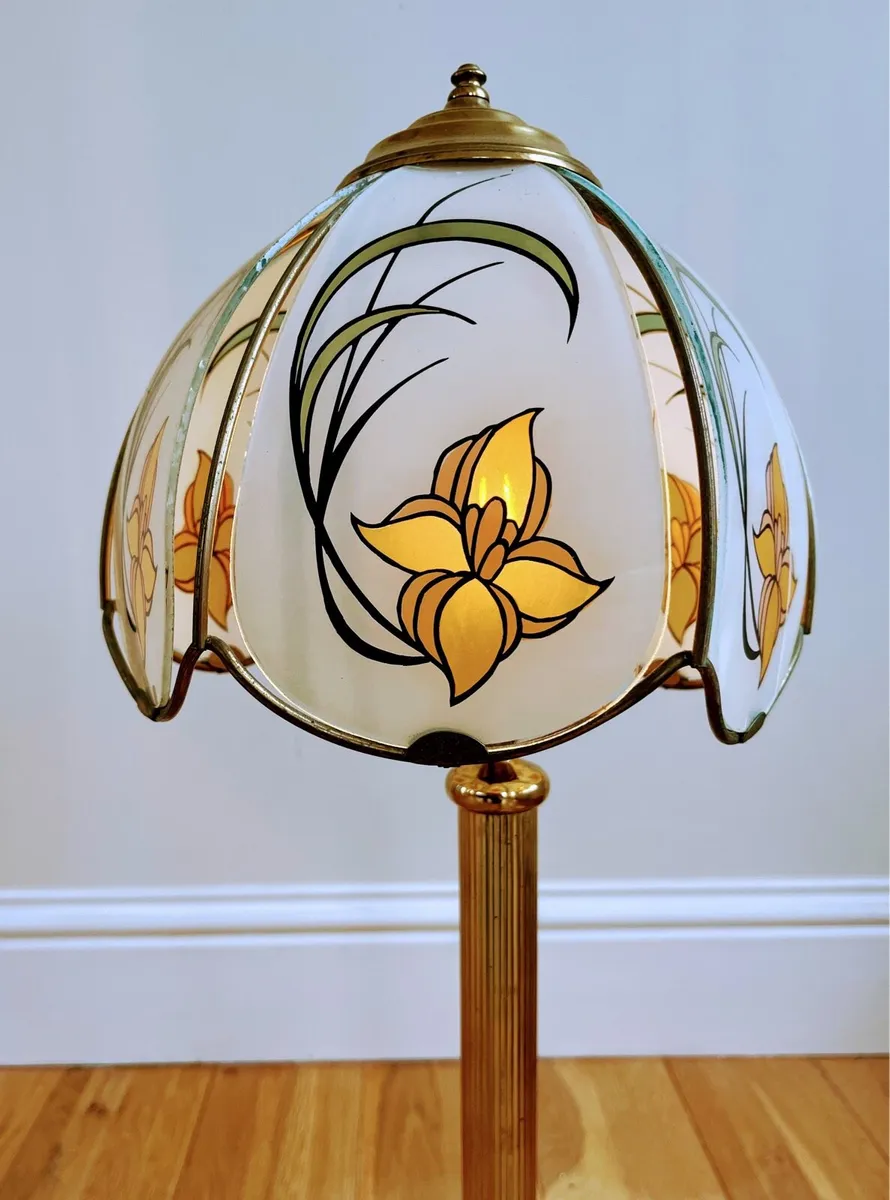 1990s Hollywood Regency Tiffany style lotus lamp - Image 2