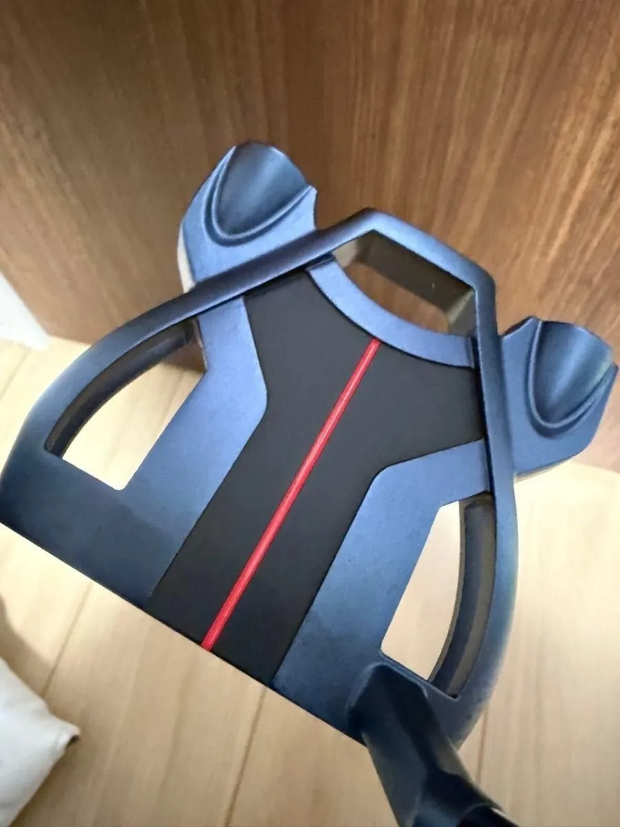 TaylorMade Red Bull TM24 Spider TOUR putter - Image 3