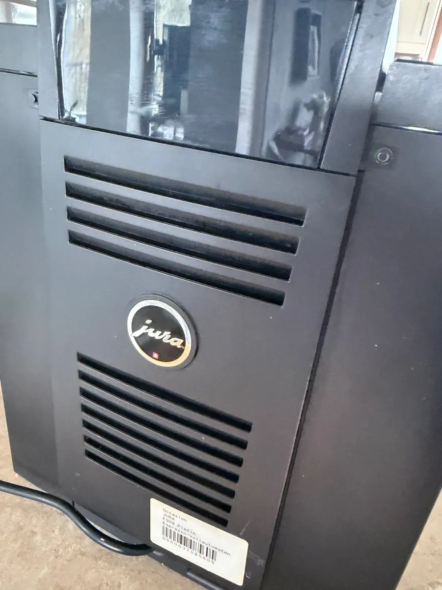 JURA Coffee Maker - Image 4