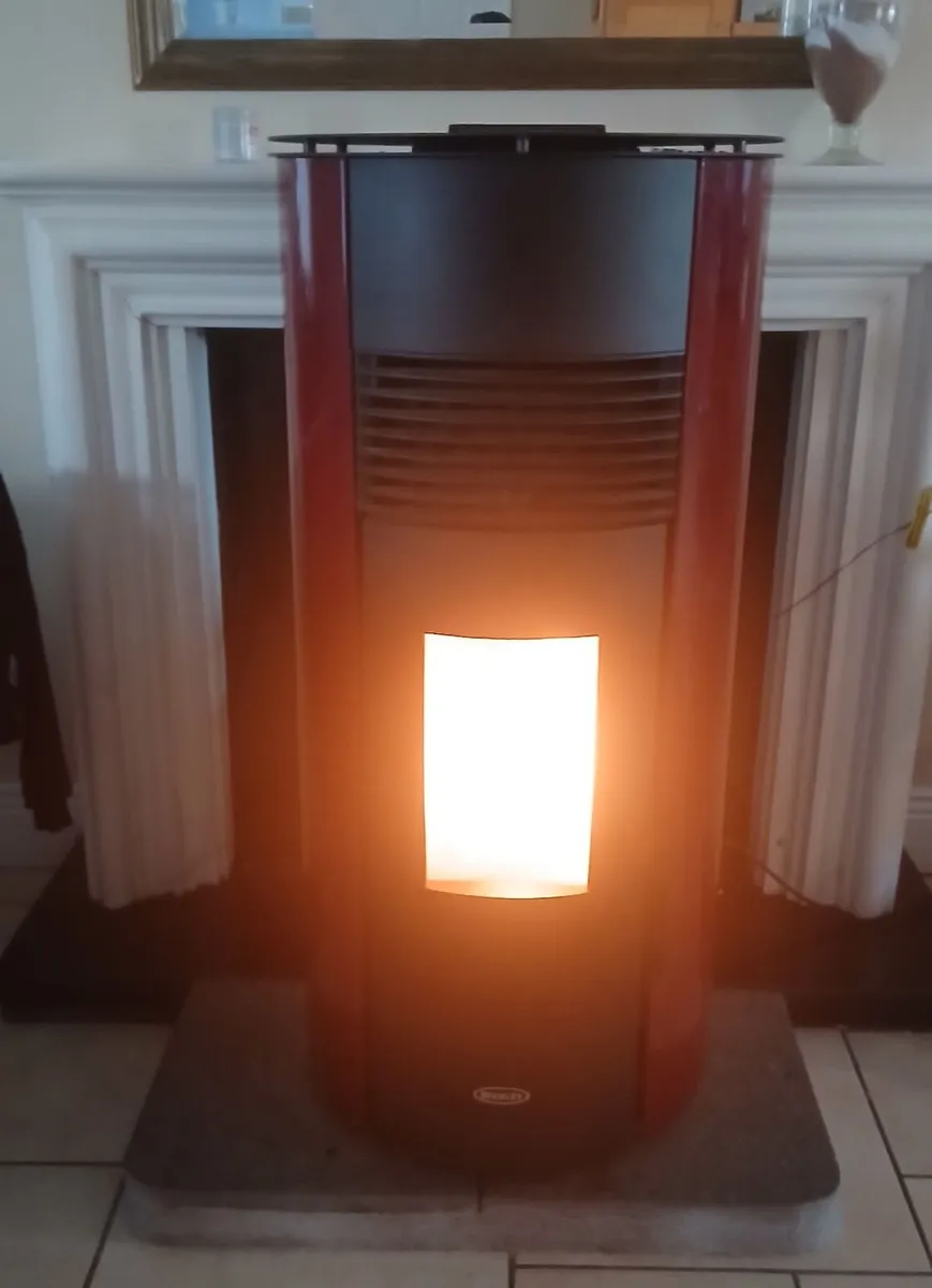 Stanley Pellet stove - Image 2