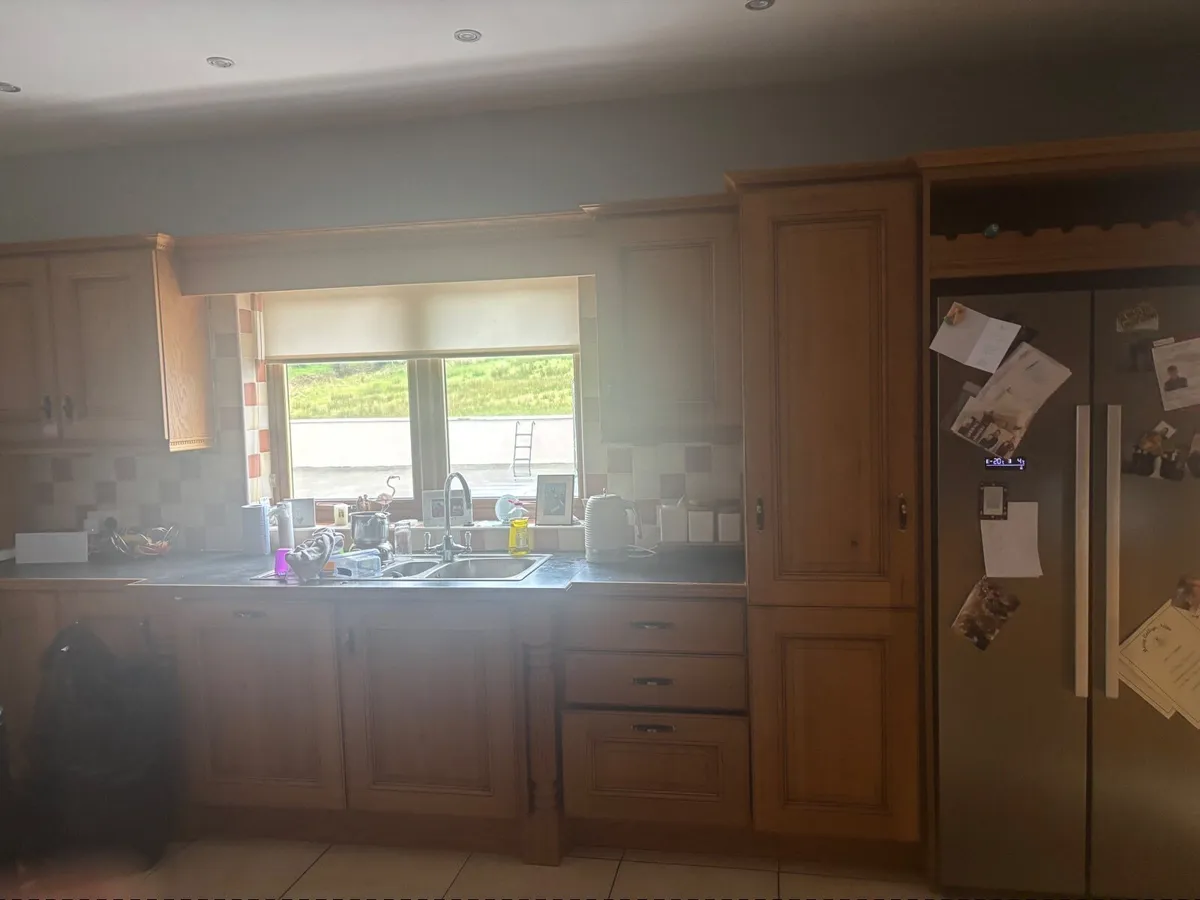 Solid oak kitchen - Image 3