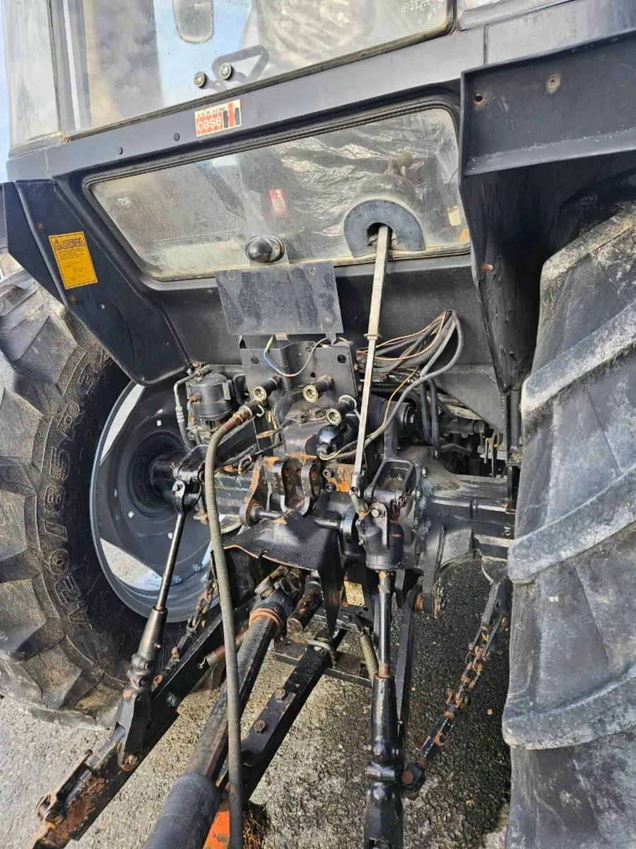 Case international 895 xl - Image 4