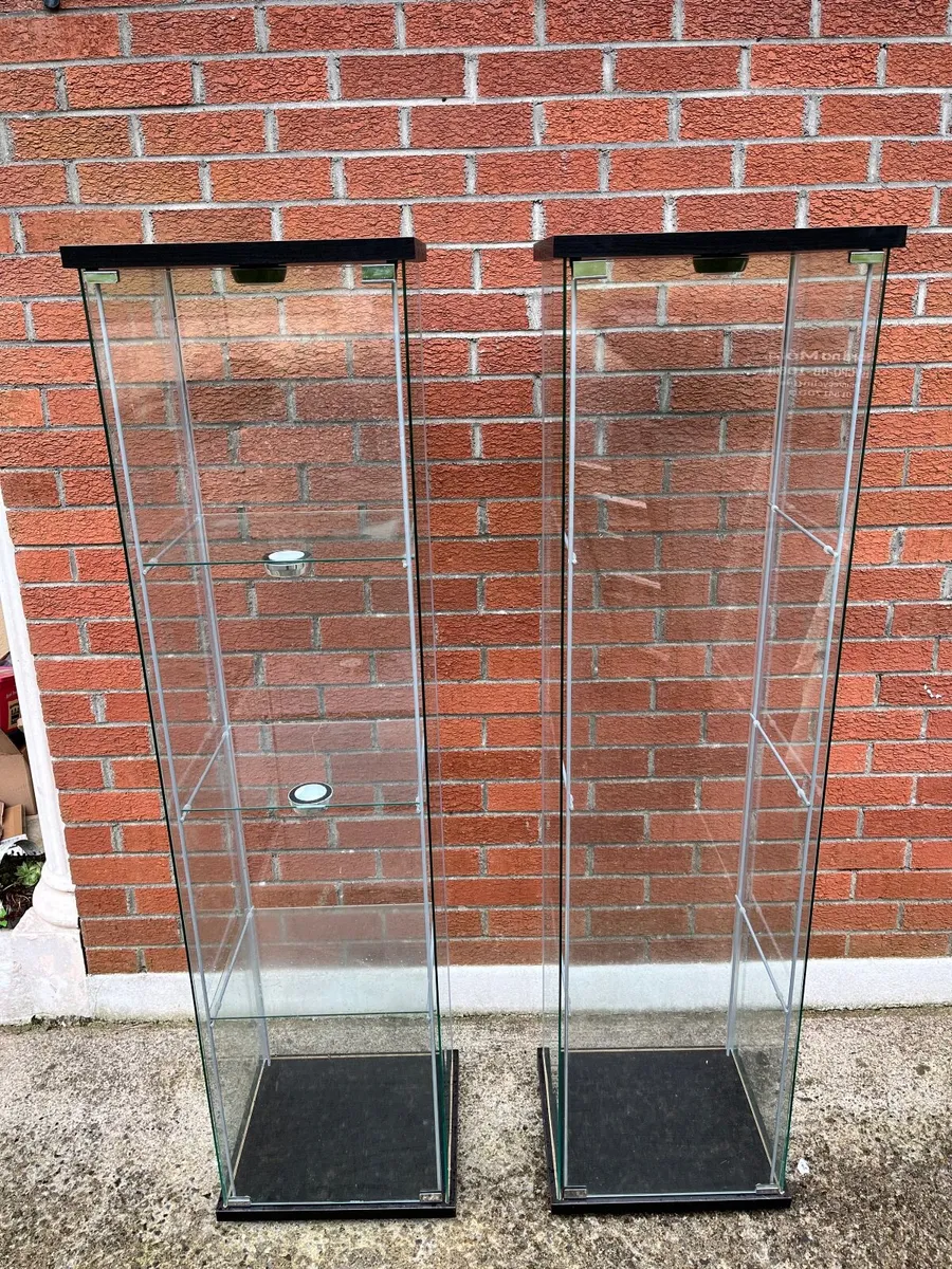 IKEA Display cases - Image 1