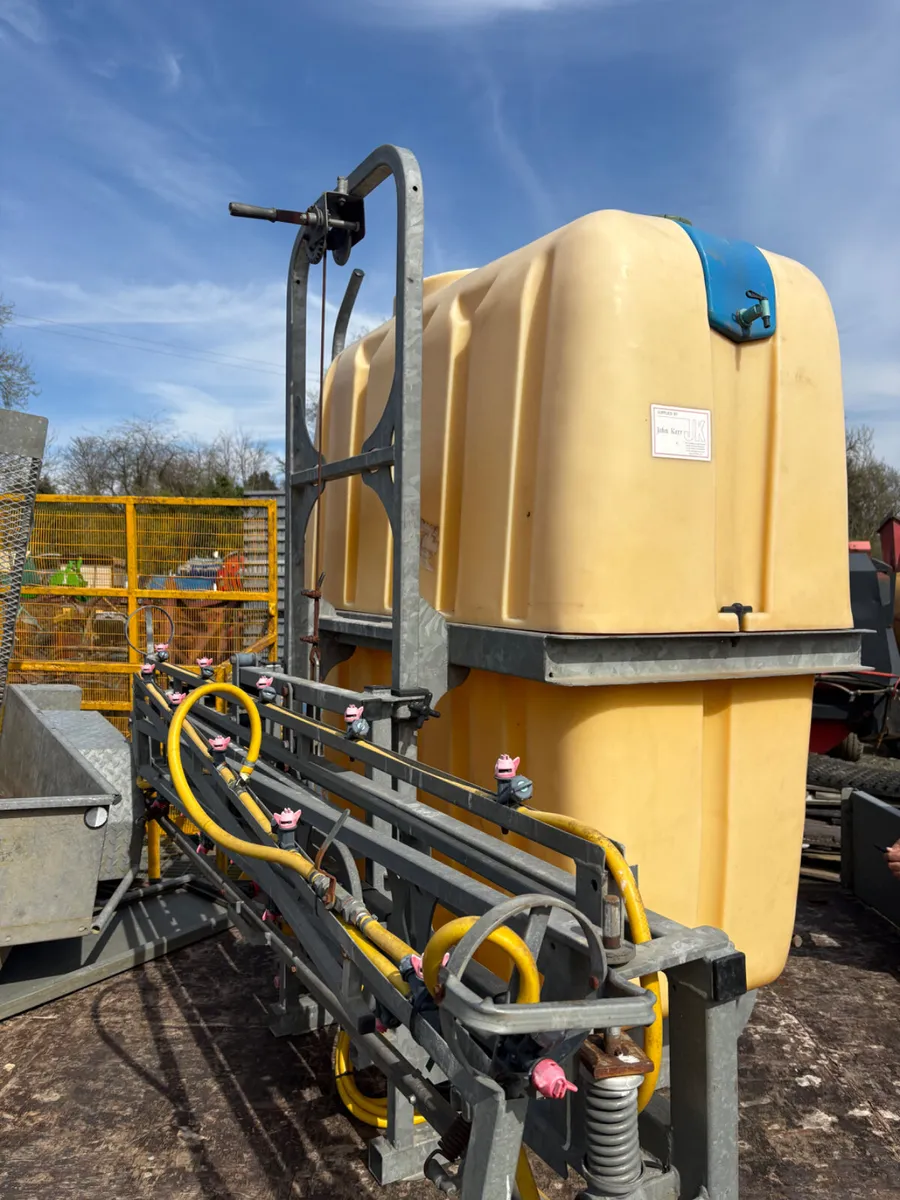 Jarmet 1200l sprayer - Image 2