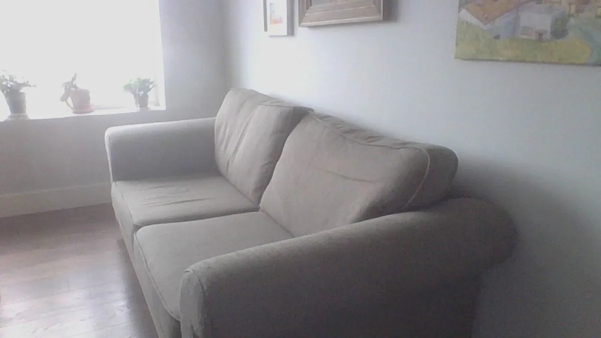 sofa - Image 1