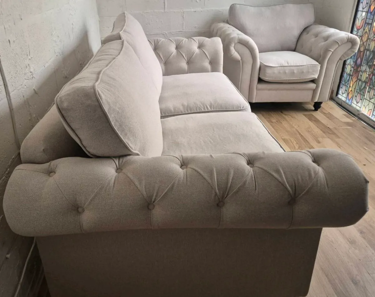 Chesterfield set ,Dublin Delivery - Image 3