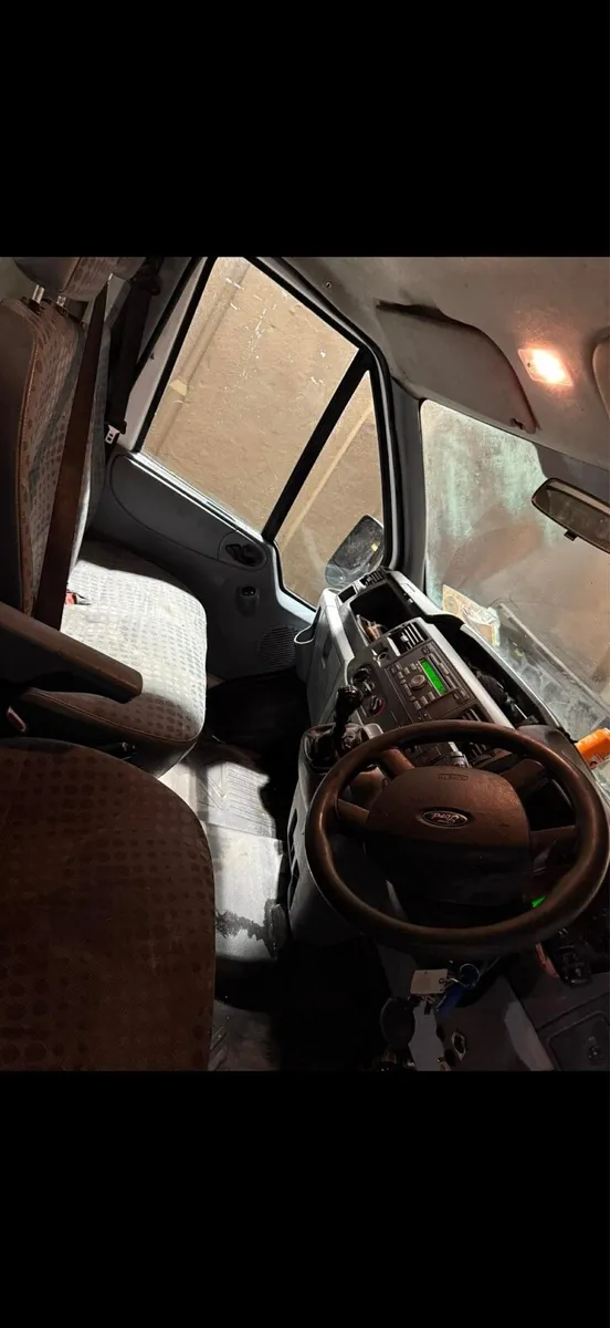 Transit tipper 2012 - Image 3