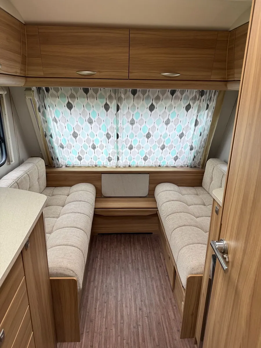 Xplore 4-berth  lightweight caravan (2015) - Image 3