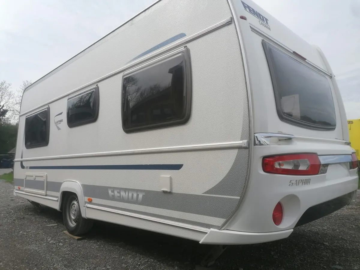 2013 Fendt Saphir fixed bed 4 / 5 birth caravan in - Image 1