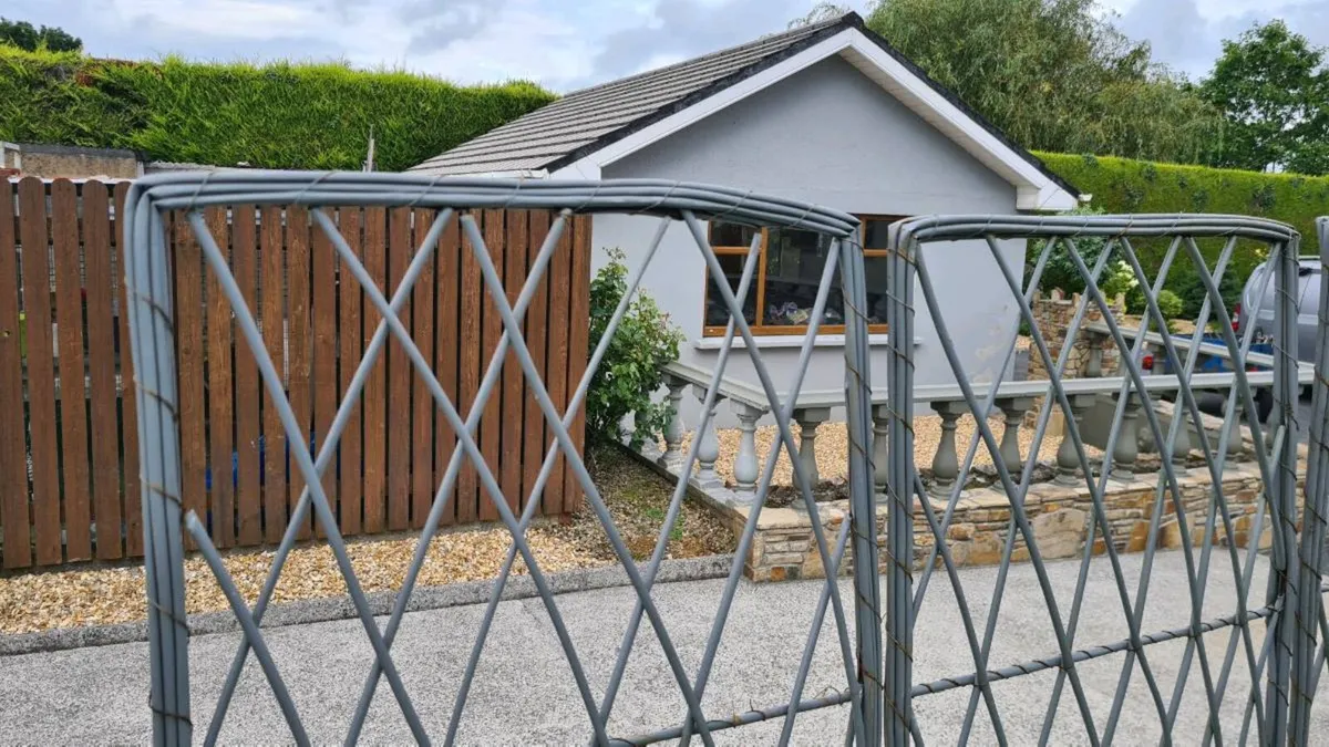 GARDEN TRELLIS - Image 2