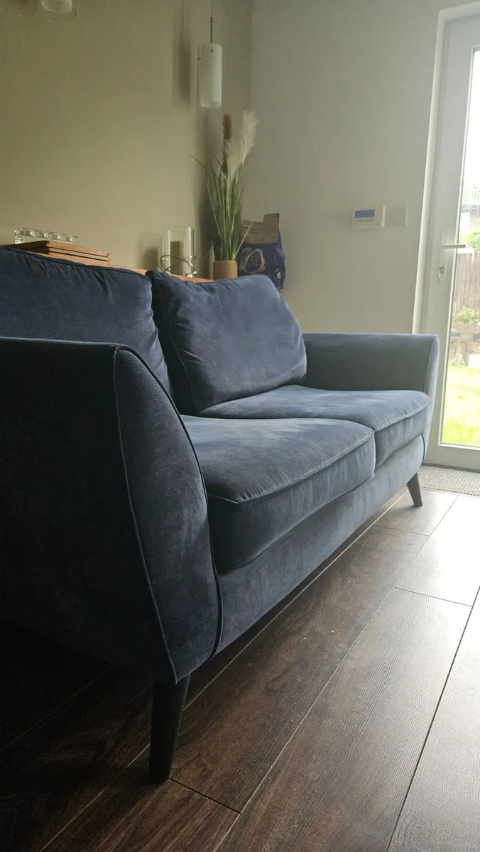 Sofa - Image 3