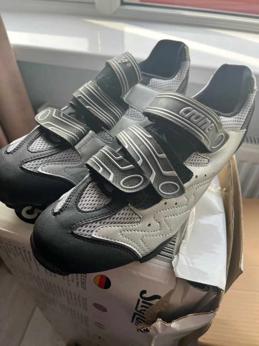 Cycling shoes size 42 - Image 1