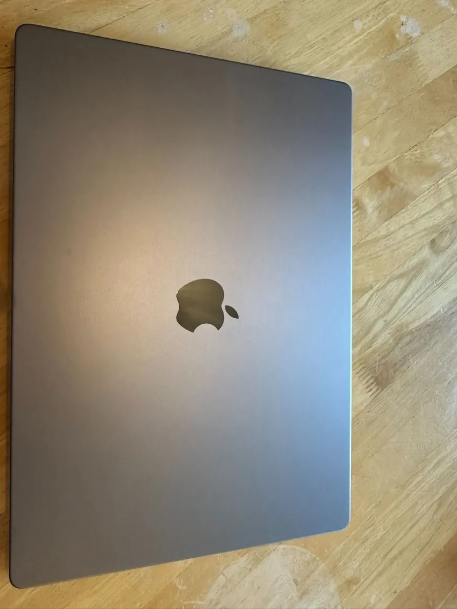 MacBook Pro 16" 2021 M1 Pro | 32GB RAM | 512GB SSD - Image 1