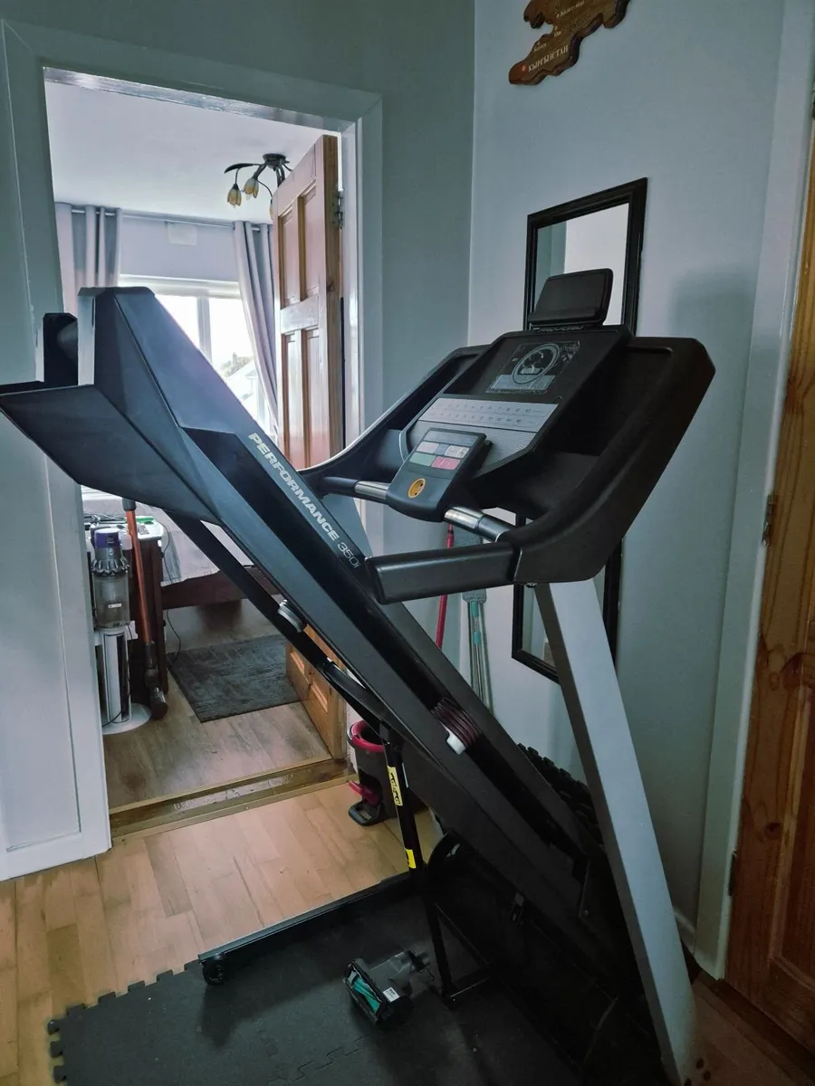 Treadmill - Image 2