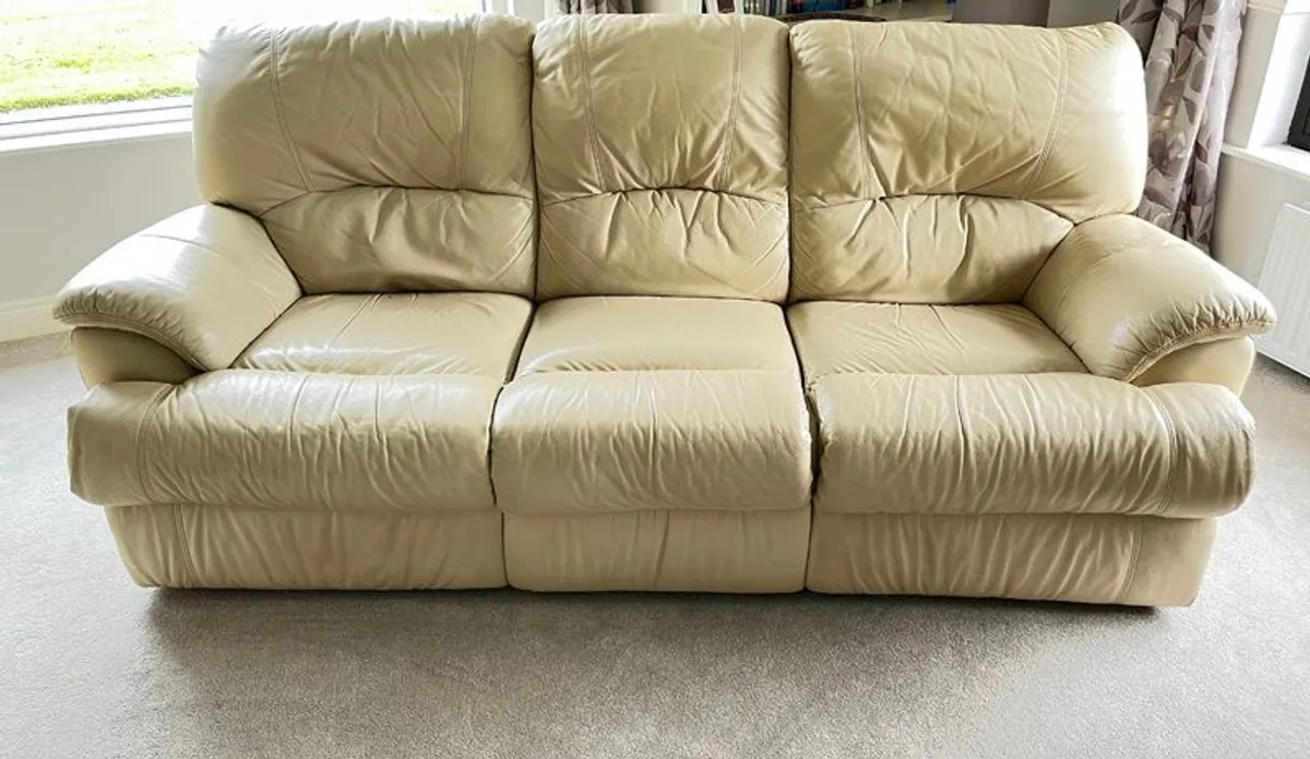 Two Cream leather couches - Image 1