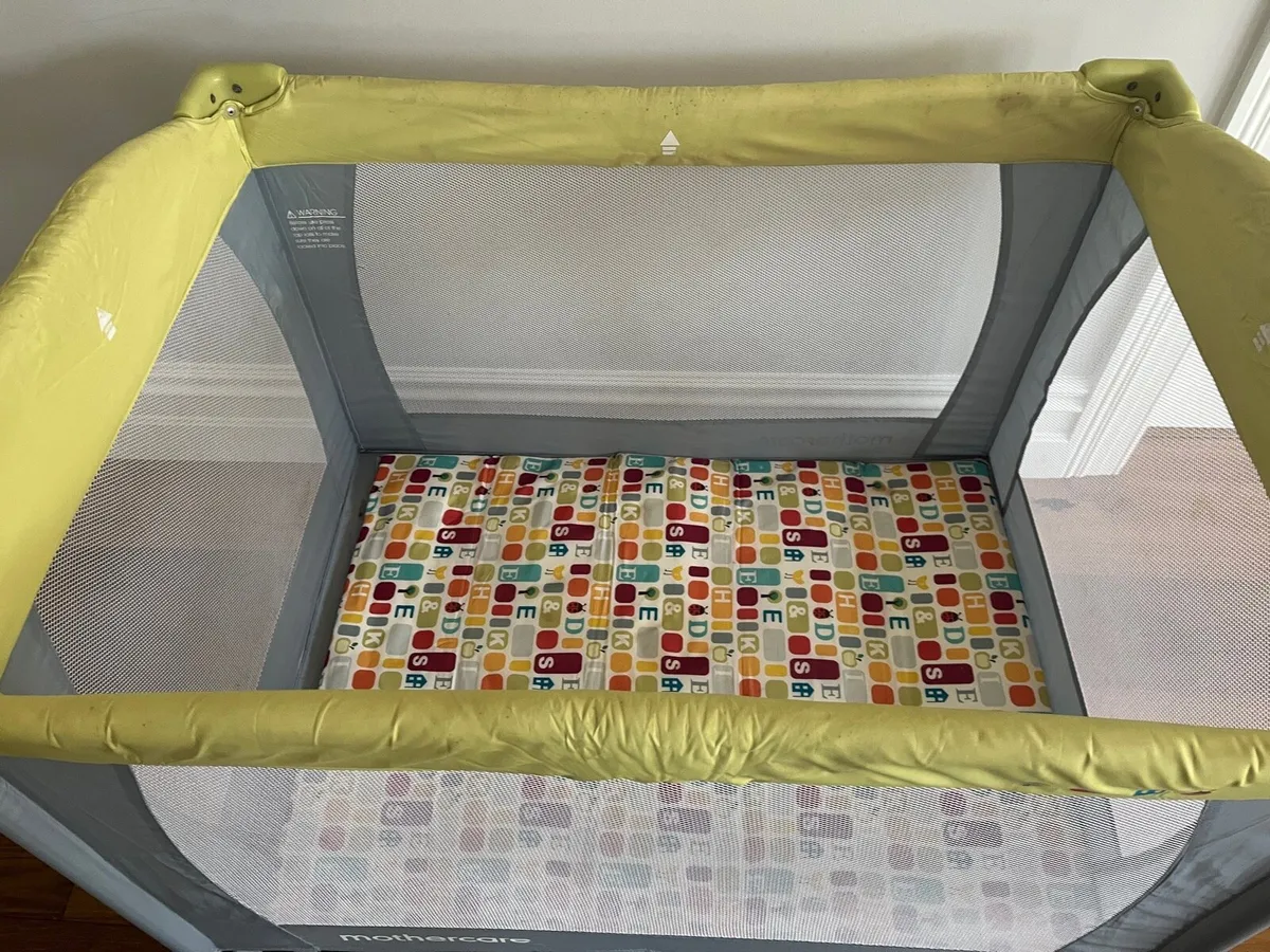 Travel cot - Image 3