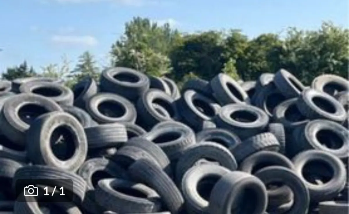 Silage pit tyres