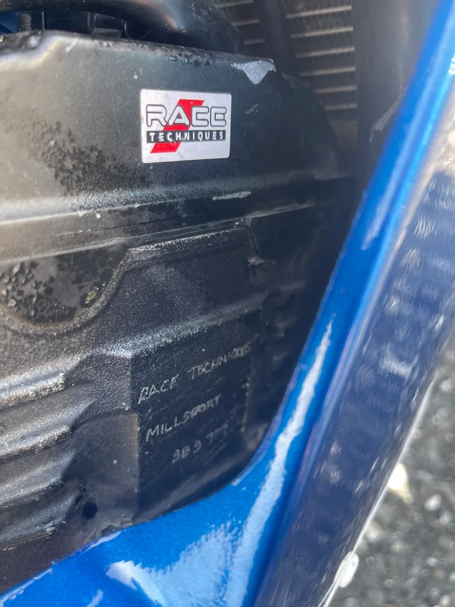 Yamaha R1 race / track bike - Image 3