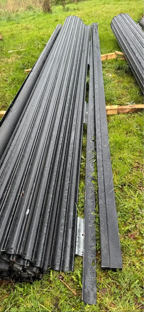 Roller door - Image 1