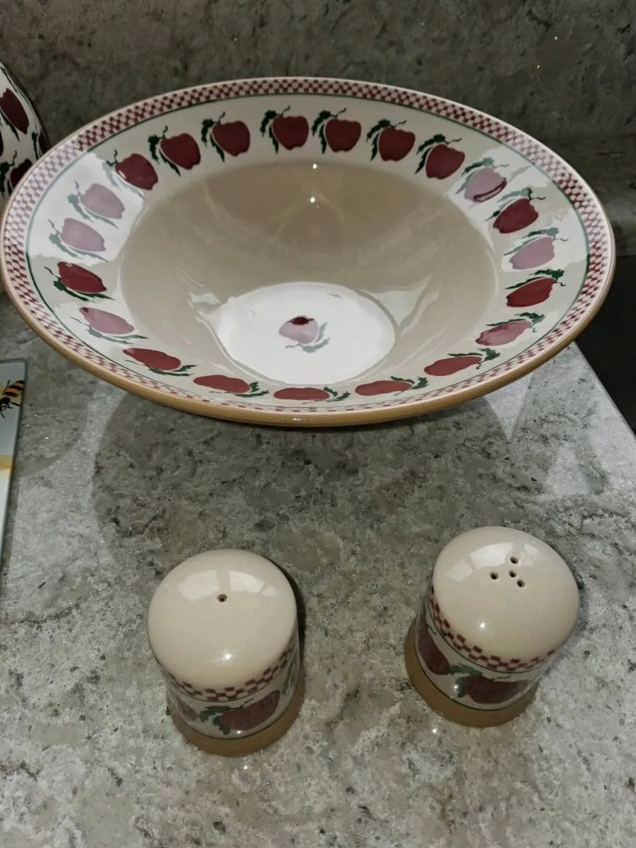 Pottery Nicholas Moss,Portlaois area