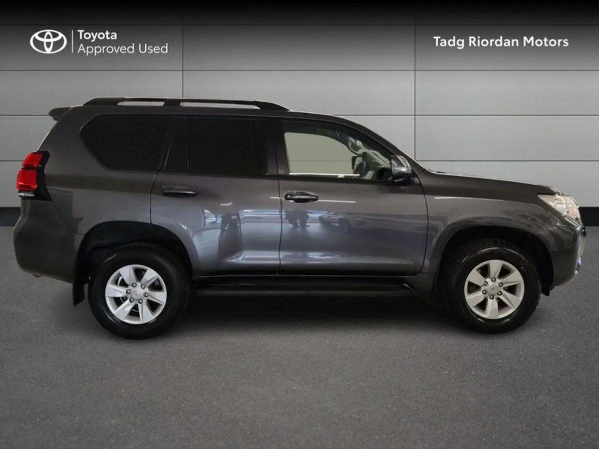 Toyota Land Cruiser LWB COMMERCIAL AUTO 4DR - Image 3