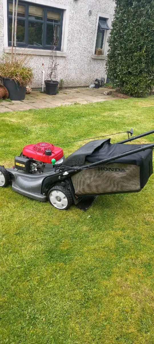 Honda lawnmower - Image 3