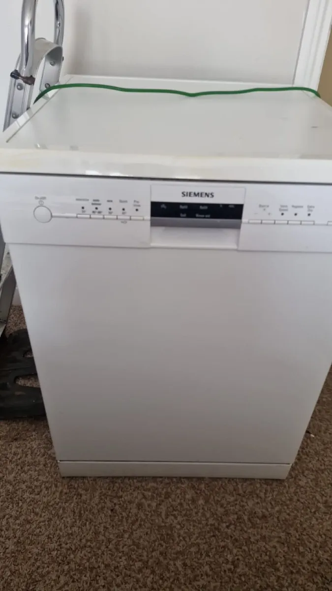 Dishwasher - Image 1