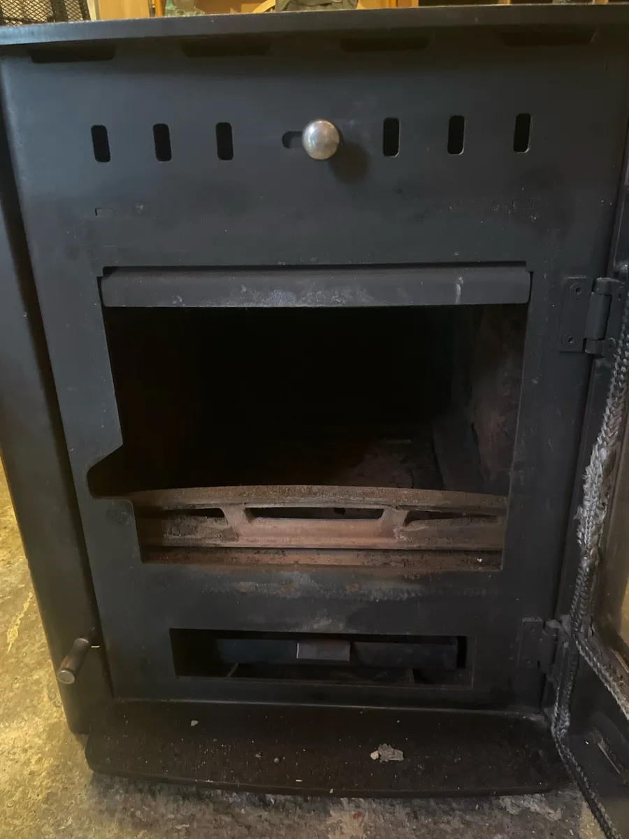 Henley Integrated Stove - Image 3